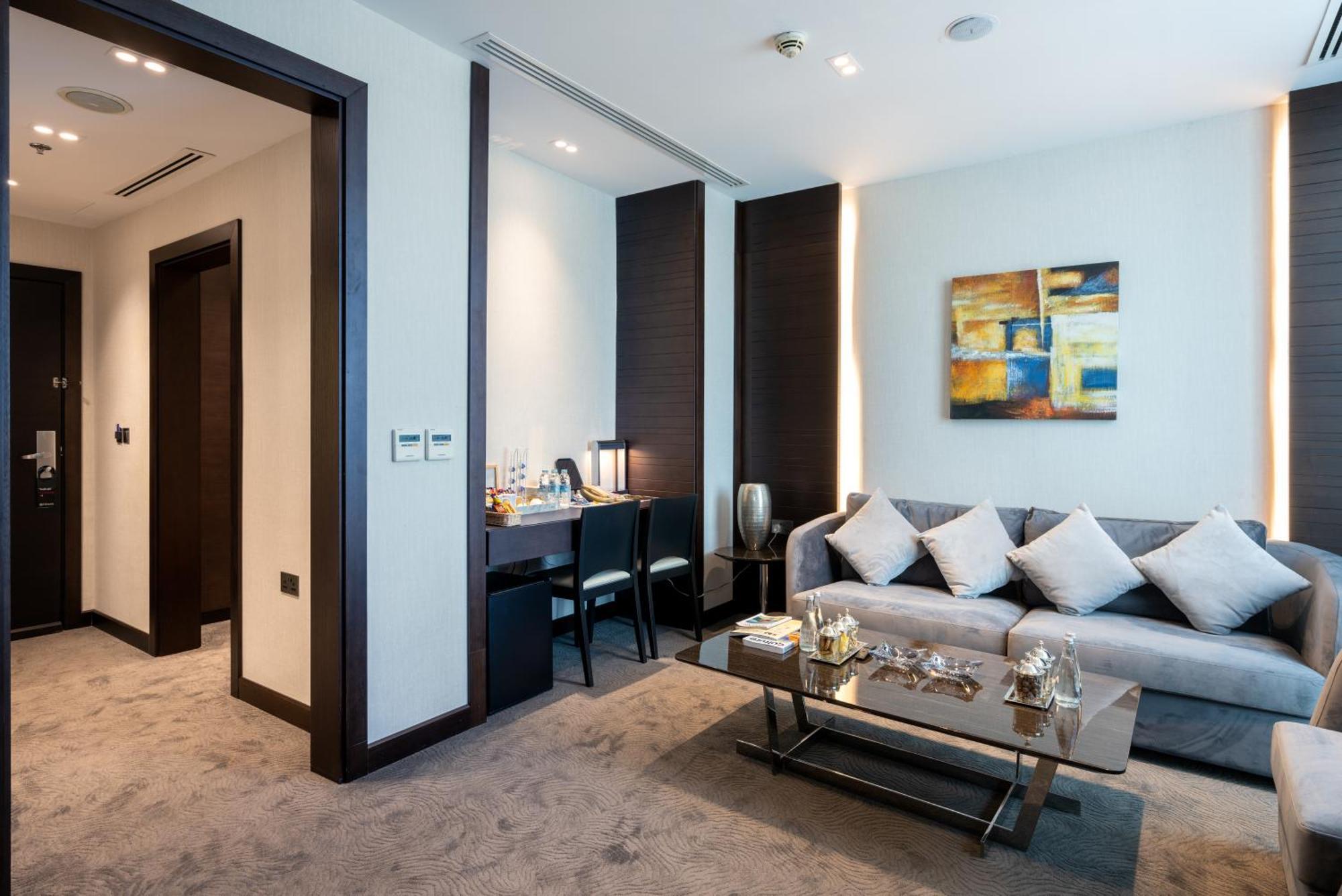 Ramada Encore Doha By Wyndham Esterno foto