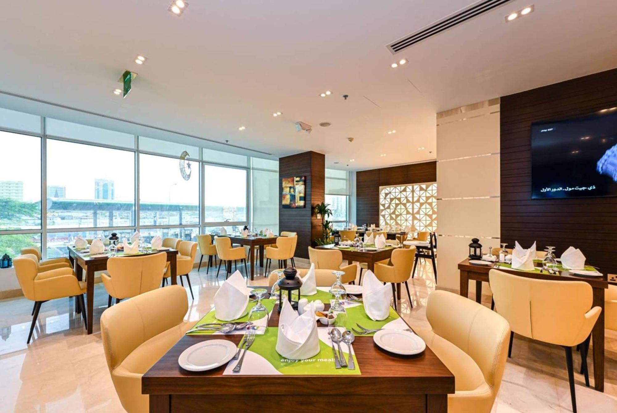 Ramada Encore Doha By Wyndham Esterno foto
