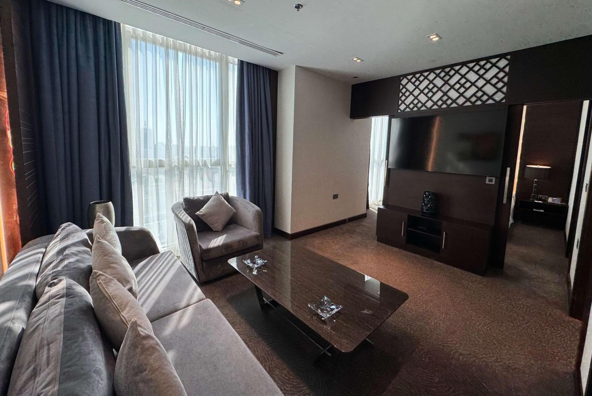 Ramada Encore Doha By Wyndham Esterno foto